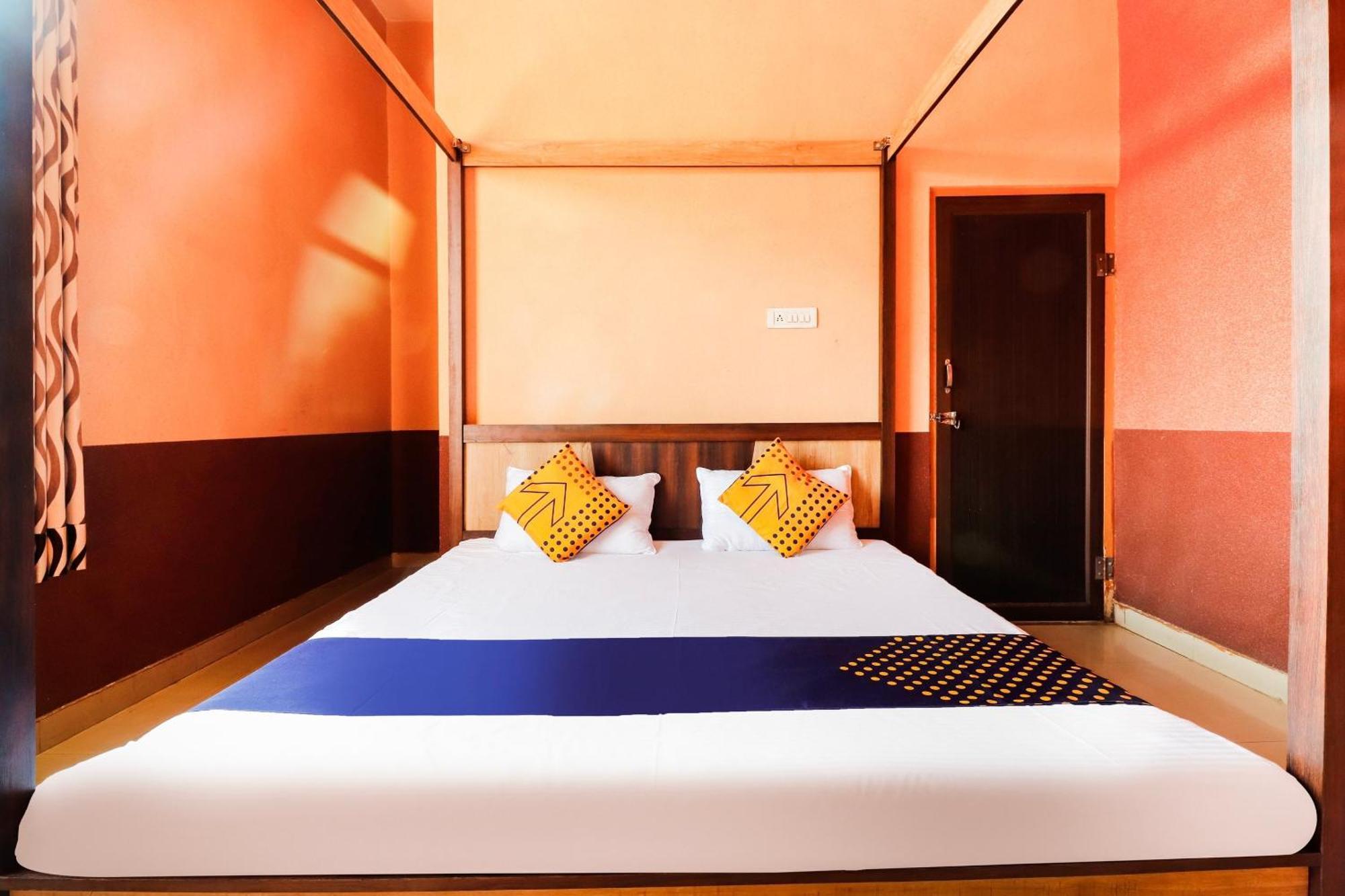 Spot On 68319 Hotel Nakhralo Rajasthan Resort Dźajpur Zewnętrze zdjęcie