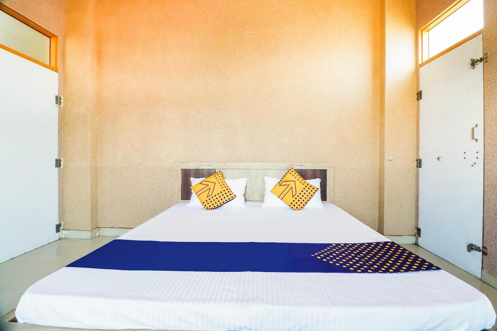 Spot On 68319 Hotel Nakhralo Rajasthan Resort Dźajpur Zewnętrze zdjęcie